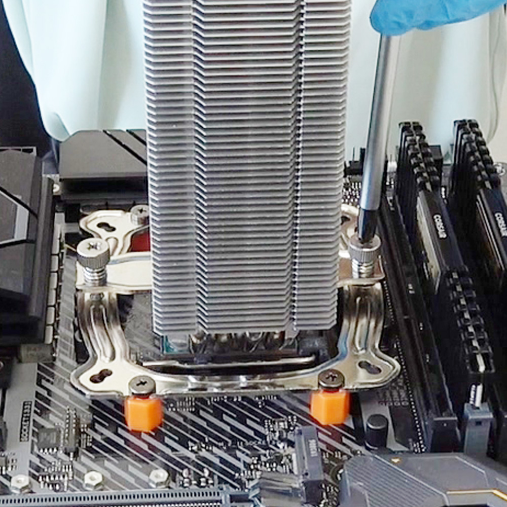 CPUソケットに合わせて調整できるバックプレート付き TDP200W対応 新DTH採用 CPUクーラー Silent Cooler V2 OWL- SC200V2 | 株式会社オウルテック CPUソケットに合わせて調整できるバックプレート付き TDP200W対応 新DTH採用 CPUクーラー Silent Cooler V2 OWL- SC200V2 | 株式会社オウルテック