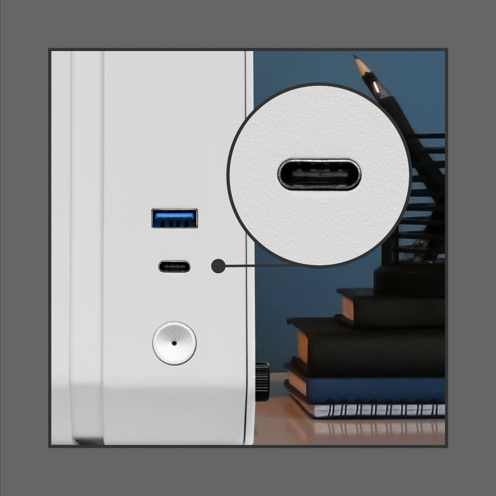 USB Type-Cポートによる高速なデータの読み書き