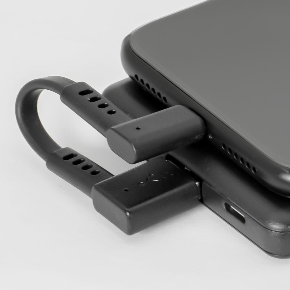 防弾繊維でやわらかく断線に強い USB Type-A to Lightning L字 