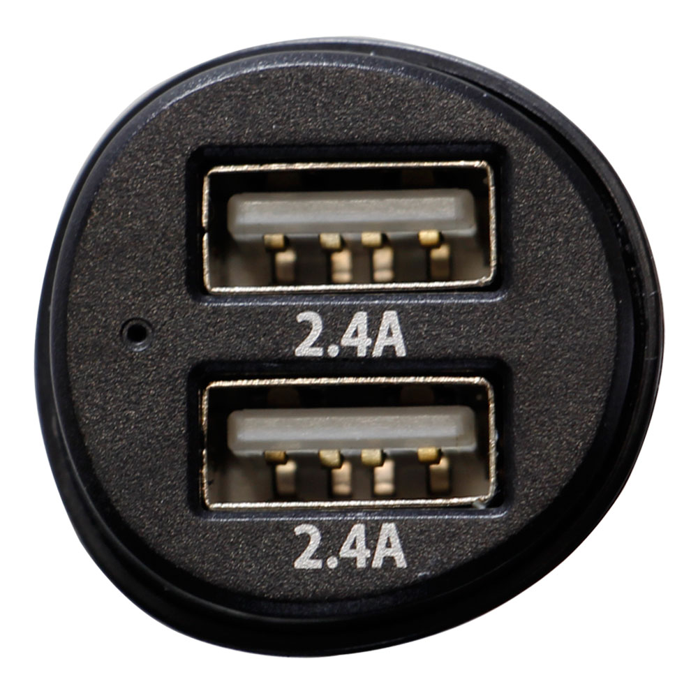USBポート合計4.8A高出力で急送充電にも対応のシガーソケット充電器