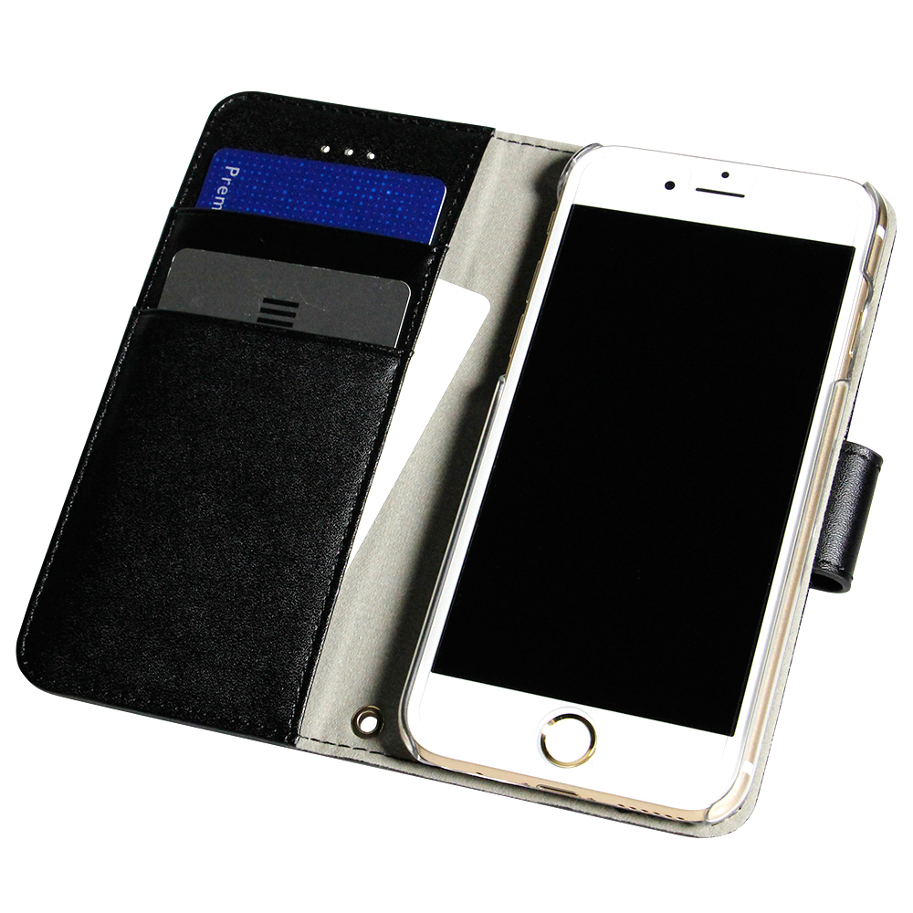 気軽なお出かけの際もiPhoneケースに普段使いのカードを入れてお財布代わりに使用可能