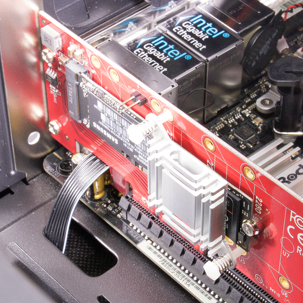 PCI-ExpressでM.2 SSDを最大限に発揮